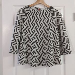 W5 Geometric Zip Up Shirt Size Large